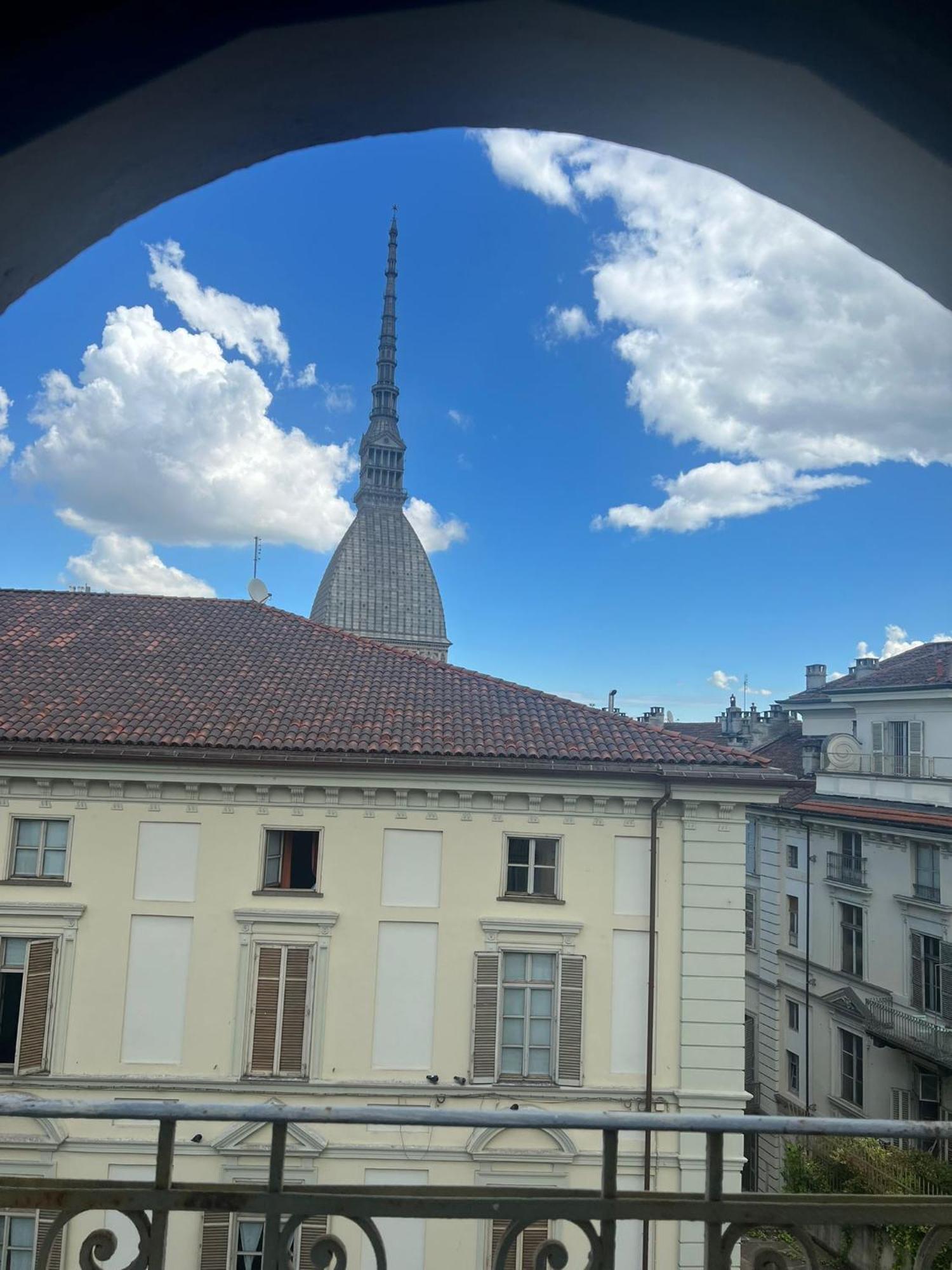 Historic Center Via Po Apartment Turín Exterior foto